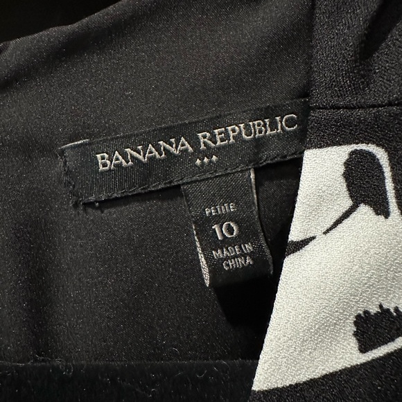 Banana Republic Bow black/white size 10 petite worn one time - Picture 2 of 2